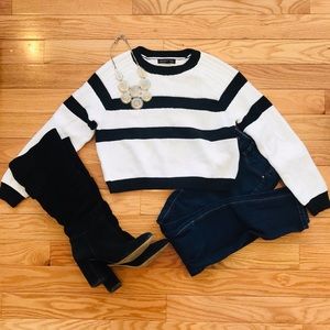 BANANA REPUBLIC SWEATER
